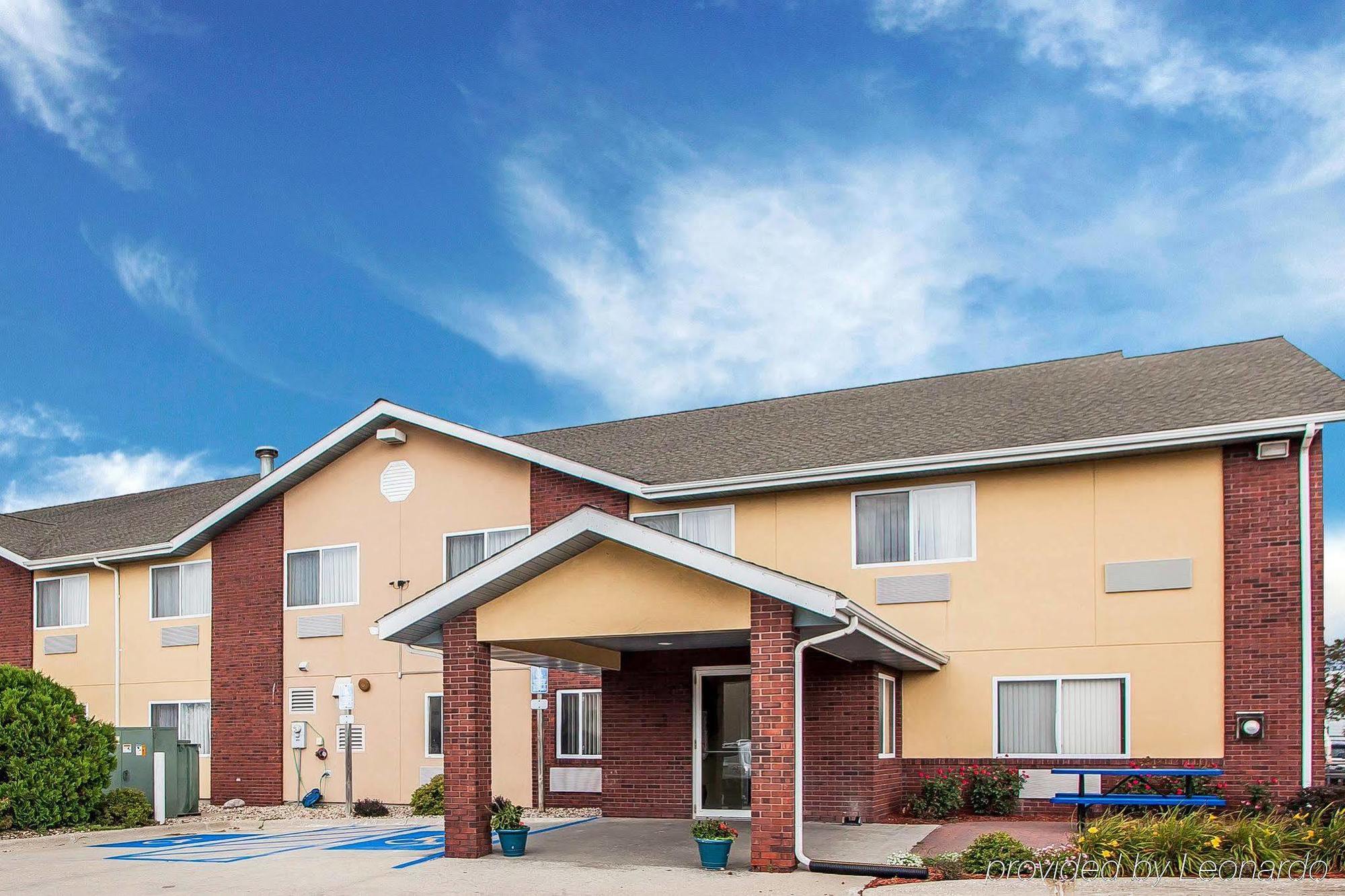 Baymont By Wyndham Fort Dodge Eksteriør billede